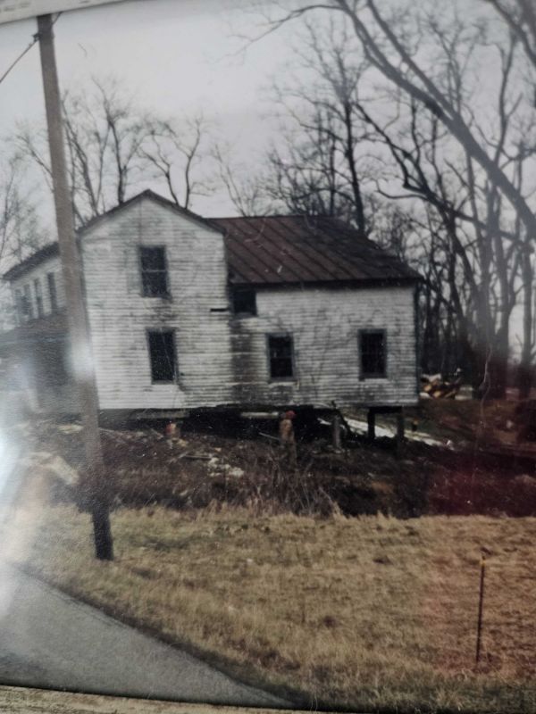 Hydraulic Lifting of Foundation